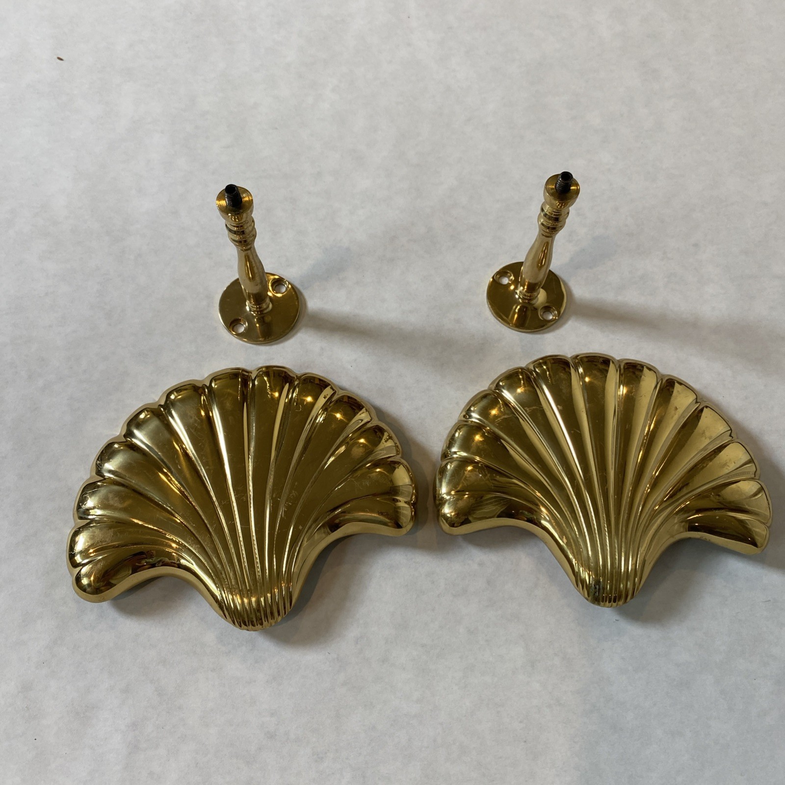 Lot 2 Vintage Brass Sea Shell Curtain Tieback Hook Regency Beach MCM Tie Back 5”