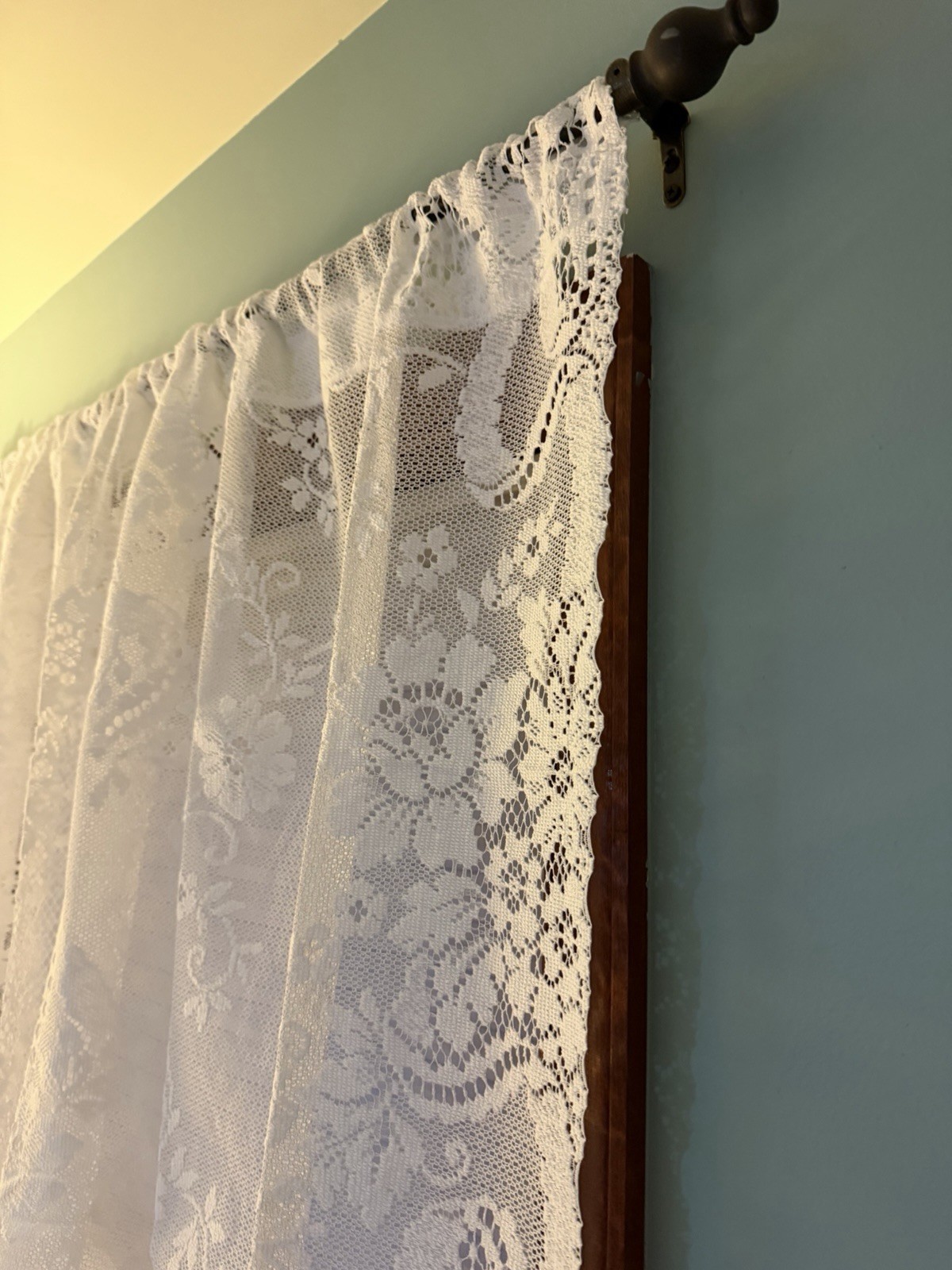Two White Lace Window Valances 60 x 30 Oxford House Ainsley Tier New In Package