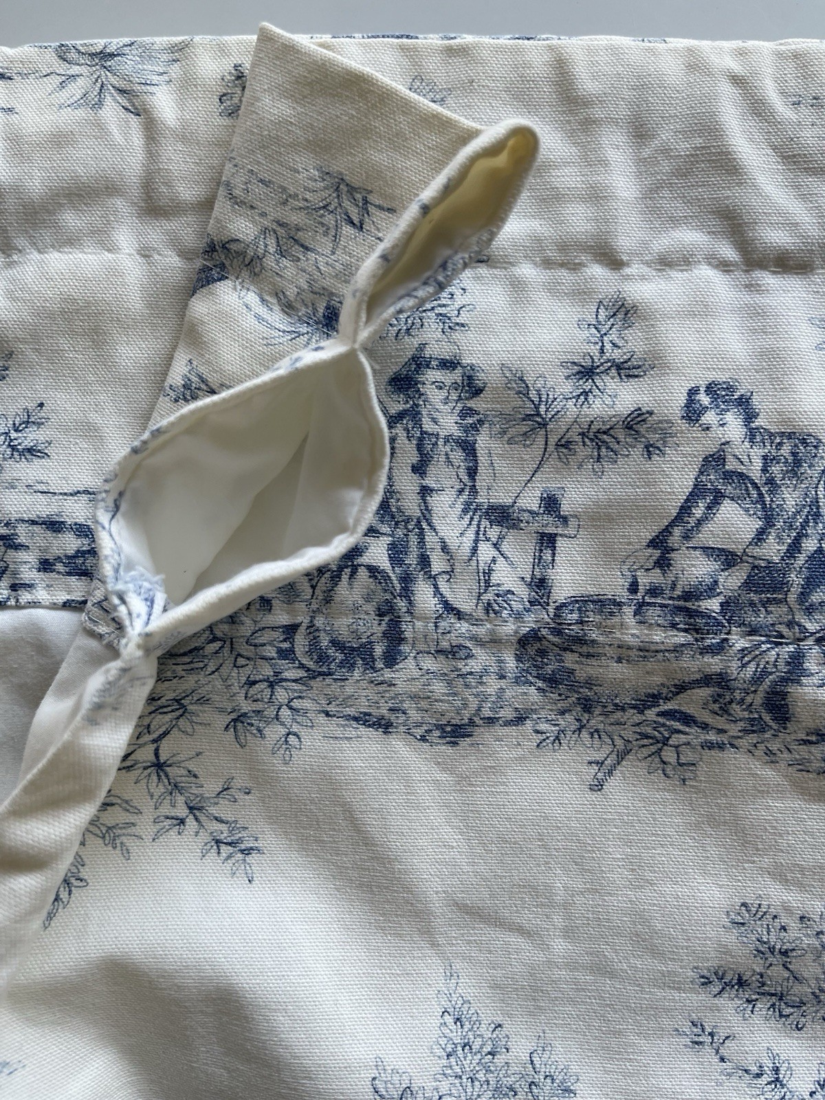 Set Of 2 Country Curtains Blue on Cream Toile Scalloped Valances 51″ X 17″