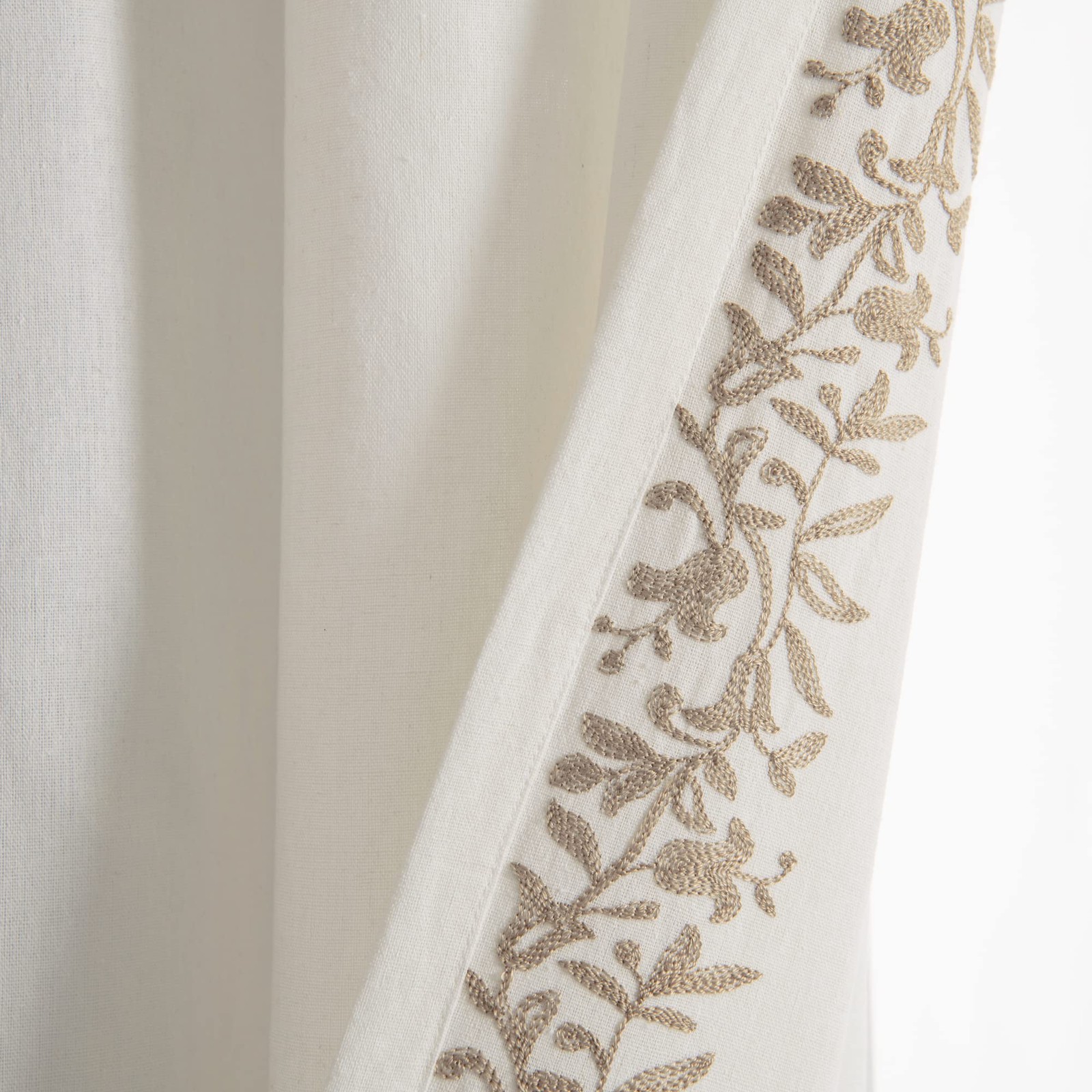 Lush Decor Window Curtain Panel 52″W x 84″L Off White & Neutral Floral 1 panel