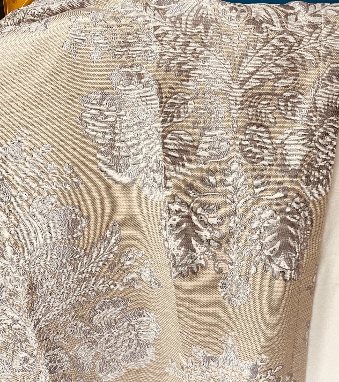 Croscill Jacquard Damask Curtains 42×88 Lined Rod Pocket Neutral Classic