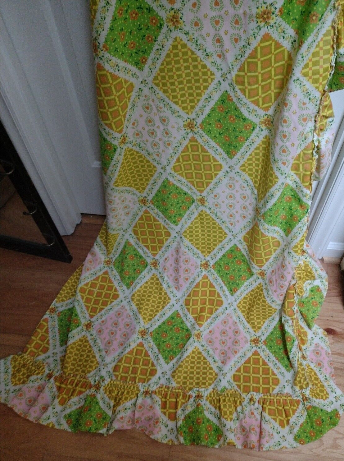 Vintage 1980’s Patch Style Fabric One Curtain Panel Ruffled /Rod Pocket Patches
