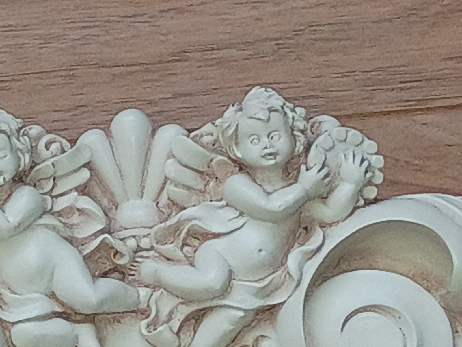 Vintage Cherub Swag 23 Inches Wood Hand Carved Victorian Angels Home Decor 90s.