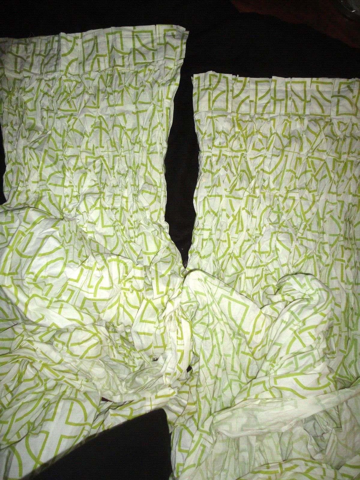 CHANDLER COLLECTION GREEN WHITE GEOMETRIC FLOCKED (2) CURTAIN PANELS 40 X 82