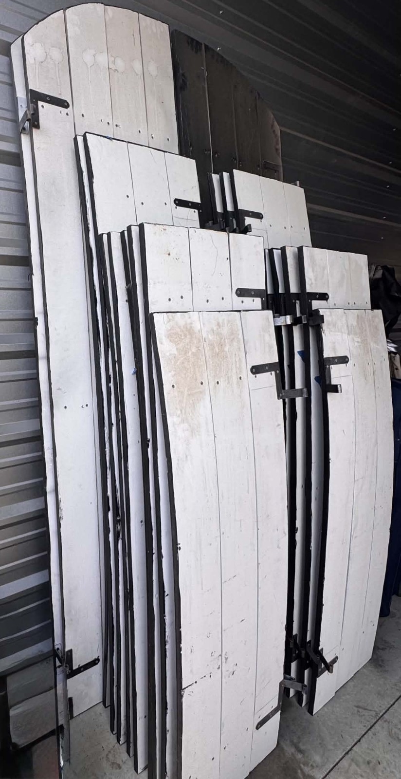 22 (11 Sets) PVC Board-N-Batten Shutters W/ Hardware & Hinges. Sizes In Pictures