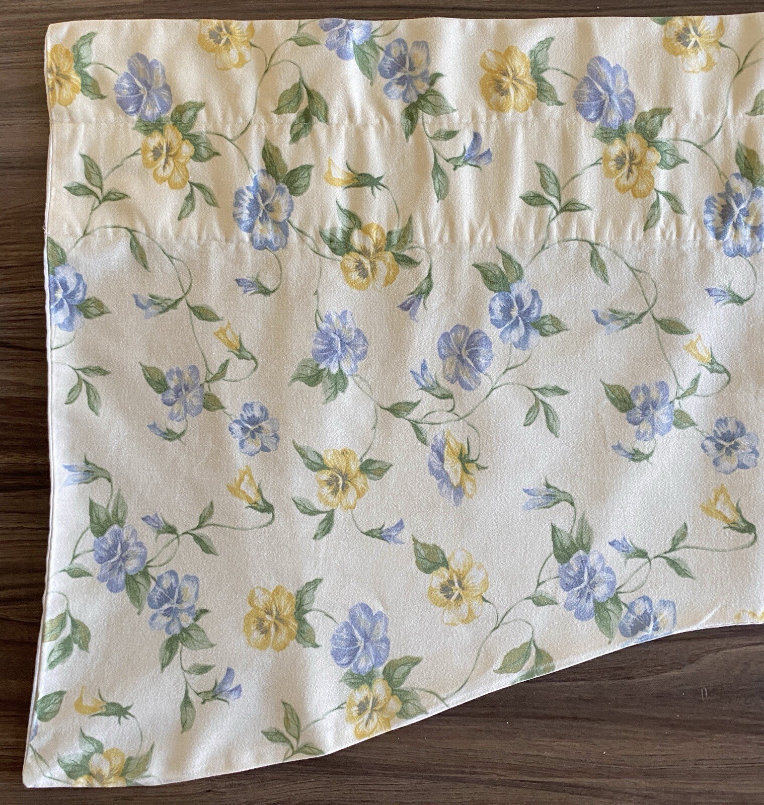 Set/3 lined scalloped valances 72″ x 19″ pale yellow pansies floral country farm