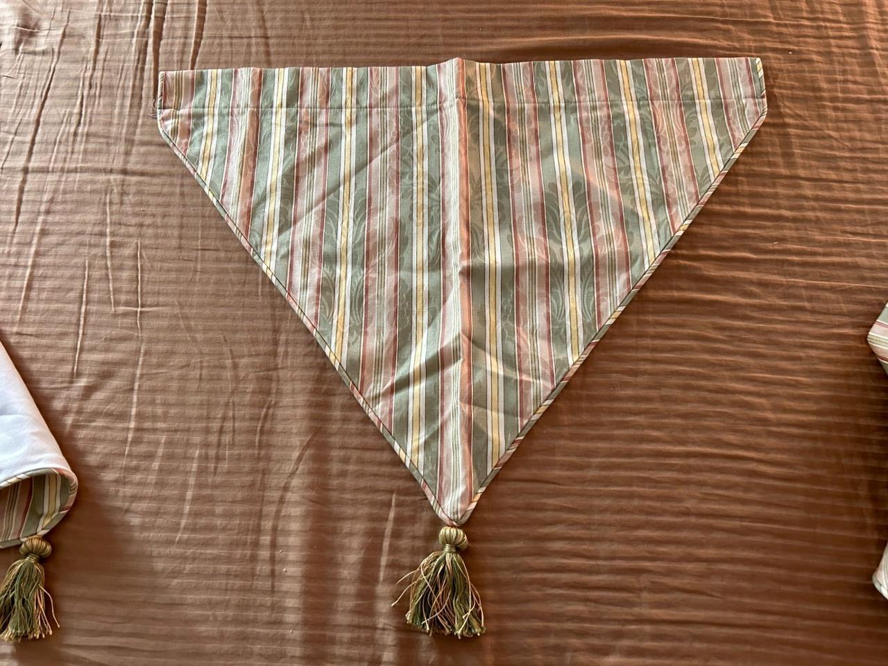 triple point valance 3 pieces colonial style gold green stripe lined tassels