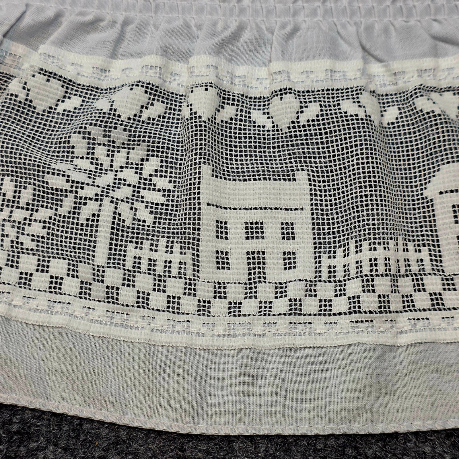 Vintage Set of 2 Country Cottage Lace Ruffled Curtain Valances Blue White USA