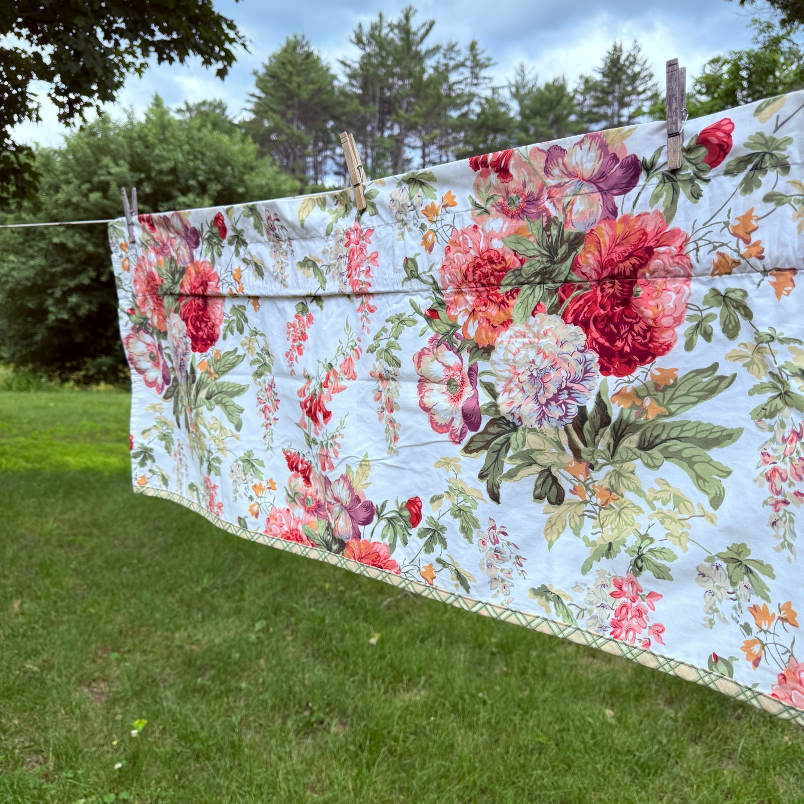 Vintage Window Valance Cabbage Roses Floral 18 X 84in Cotton Plaid Trim USA