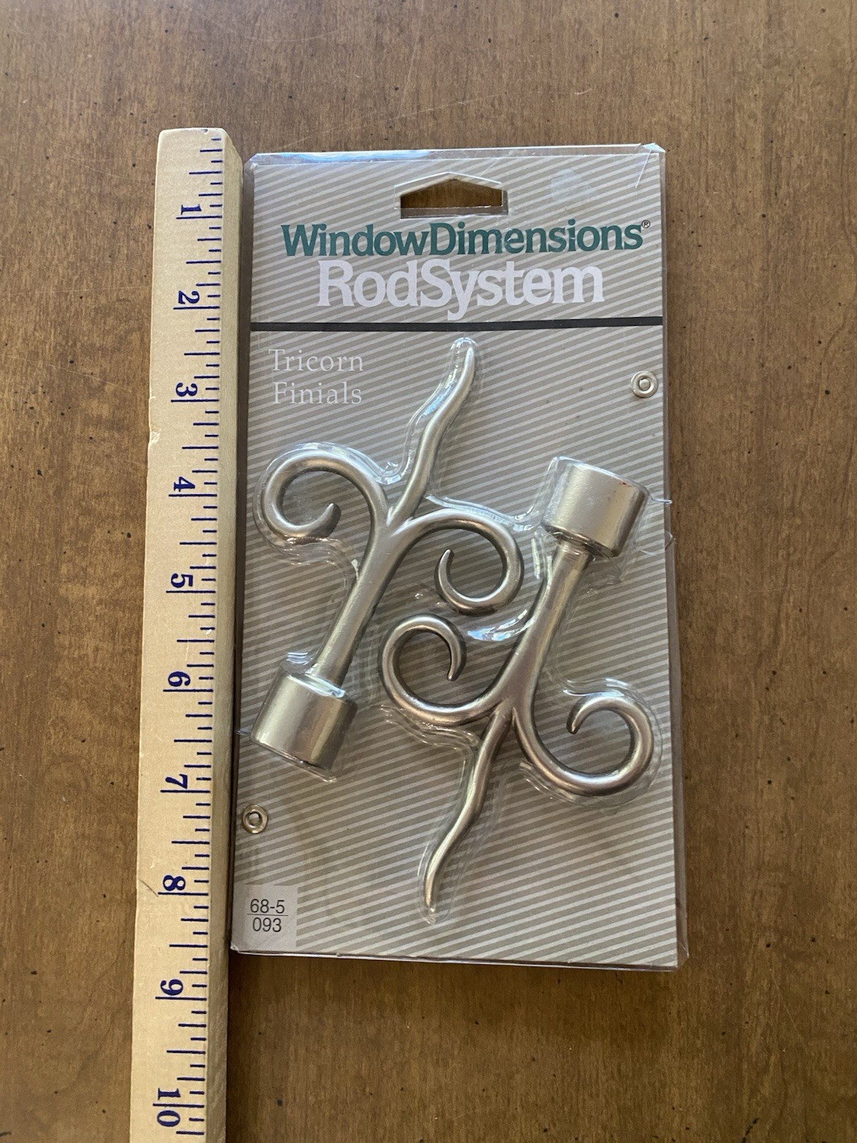 WINDOW DIMENSIONS Rod System 2 Tricorn Finials Silver tone 1/2″ – 5/8″ NOS