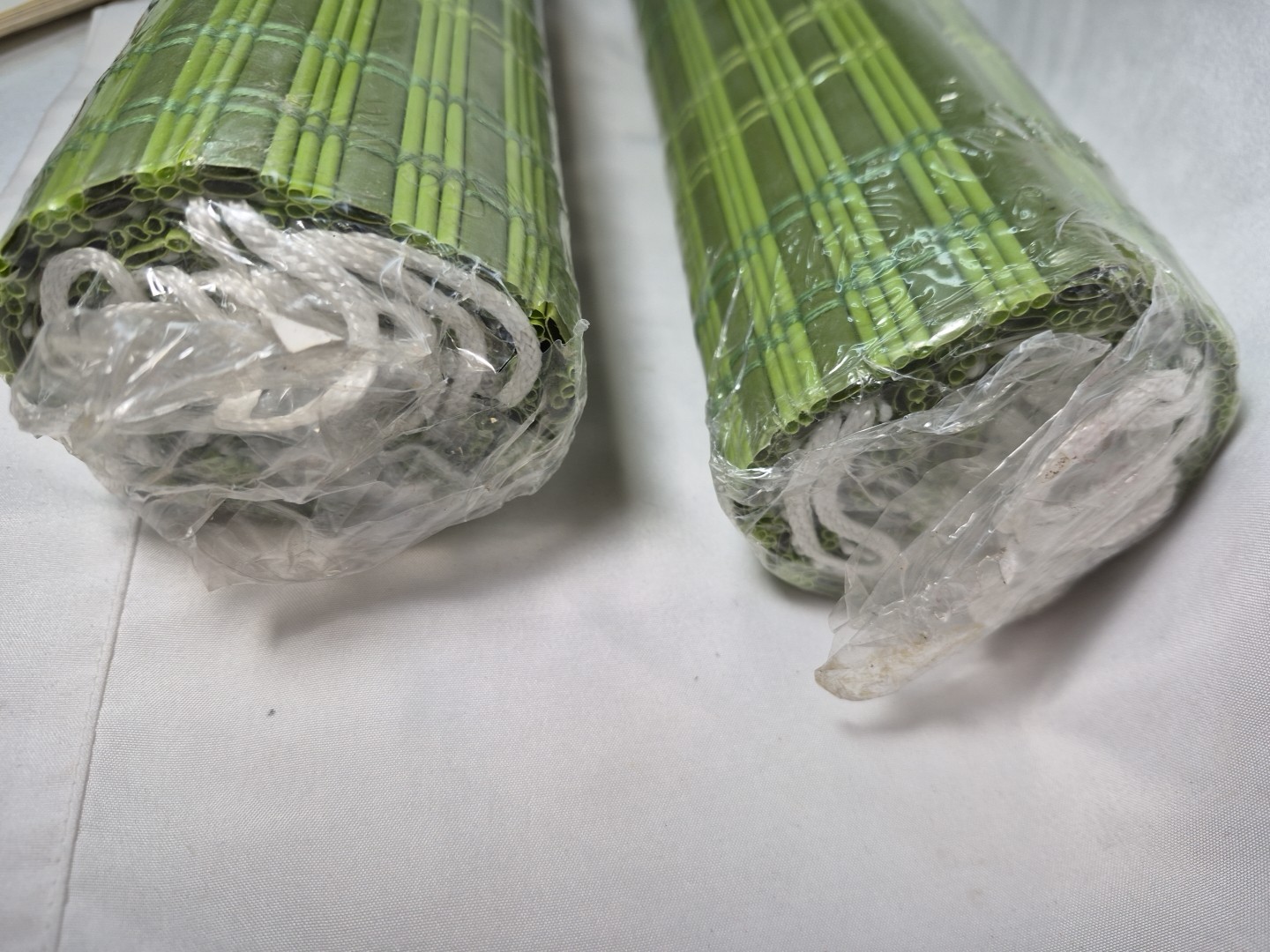 2~ NOS VTG WOVEN VINYL CAFE CURTAINS AVOCADO GREEN 24″L×48″W KMART COTTAGE BOAT
