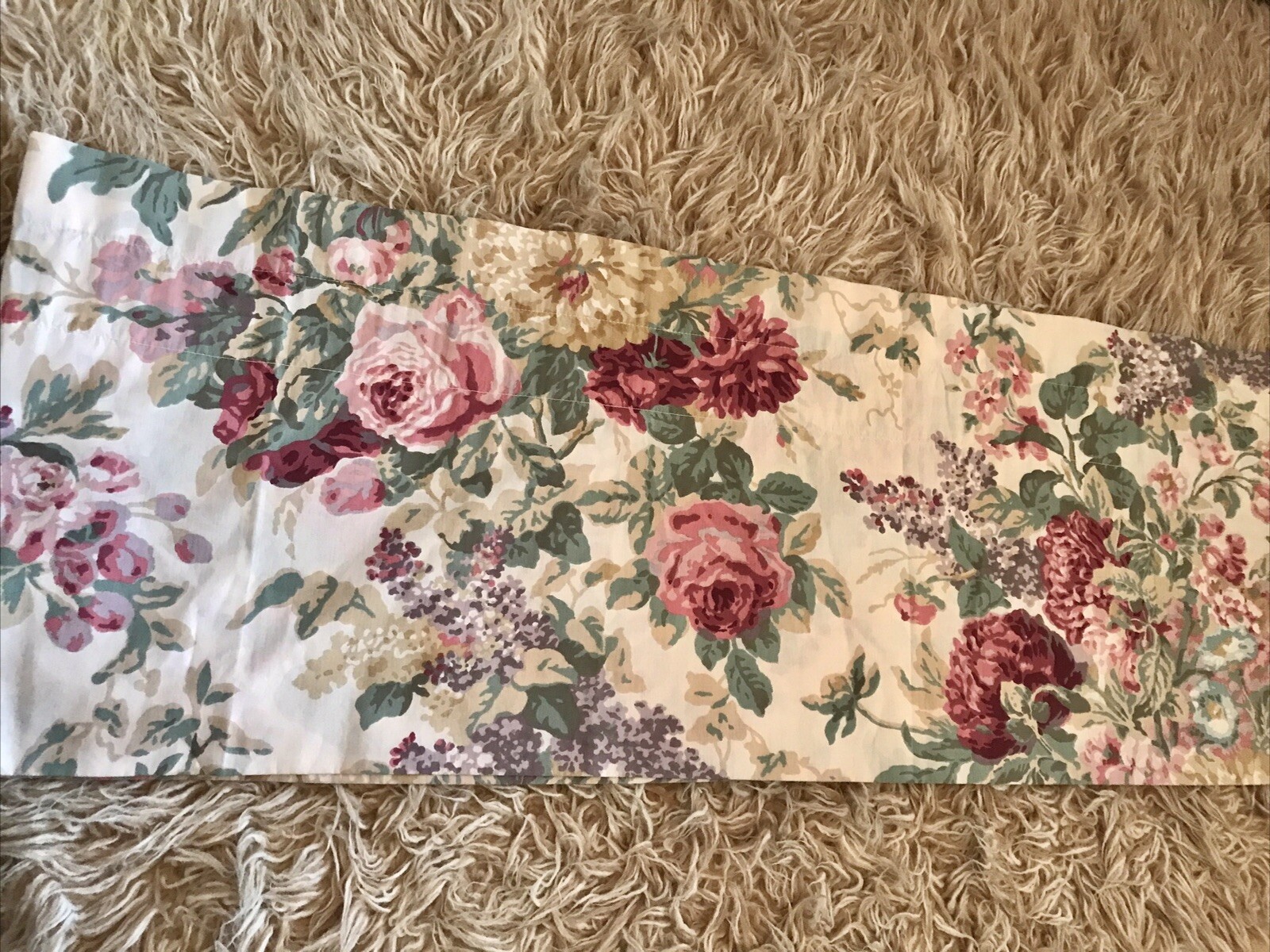 Croscill COTSWOLD? 89”x18” Lined Valance Floral Roses Lilacs