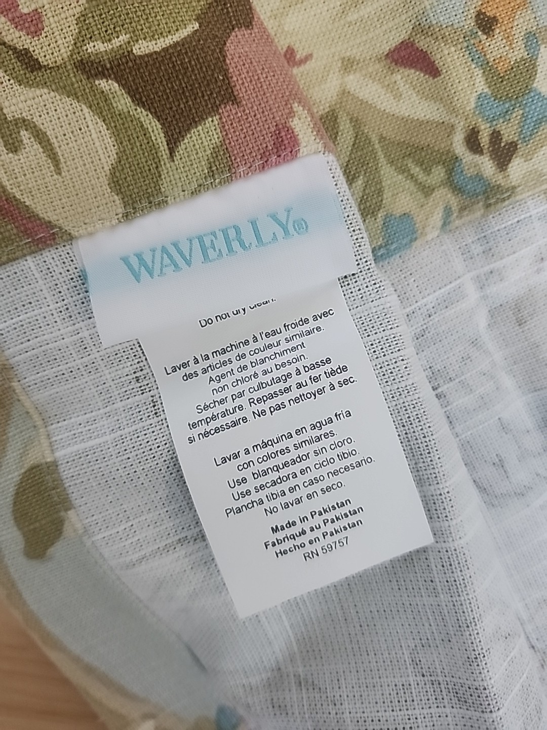 1 Panel Waverly Spring Bling Vapor 100% Cotton Tier 52×36 Inches. New