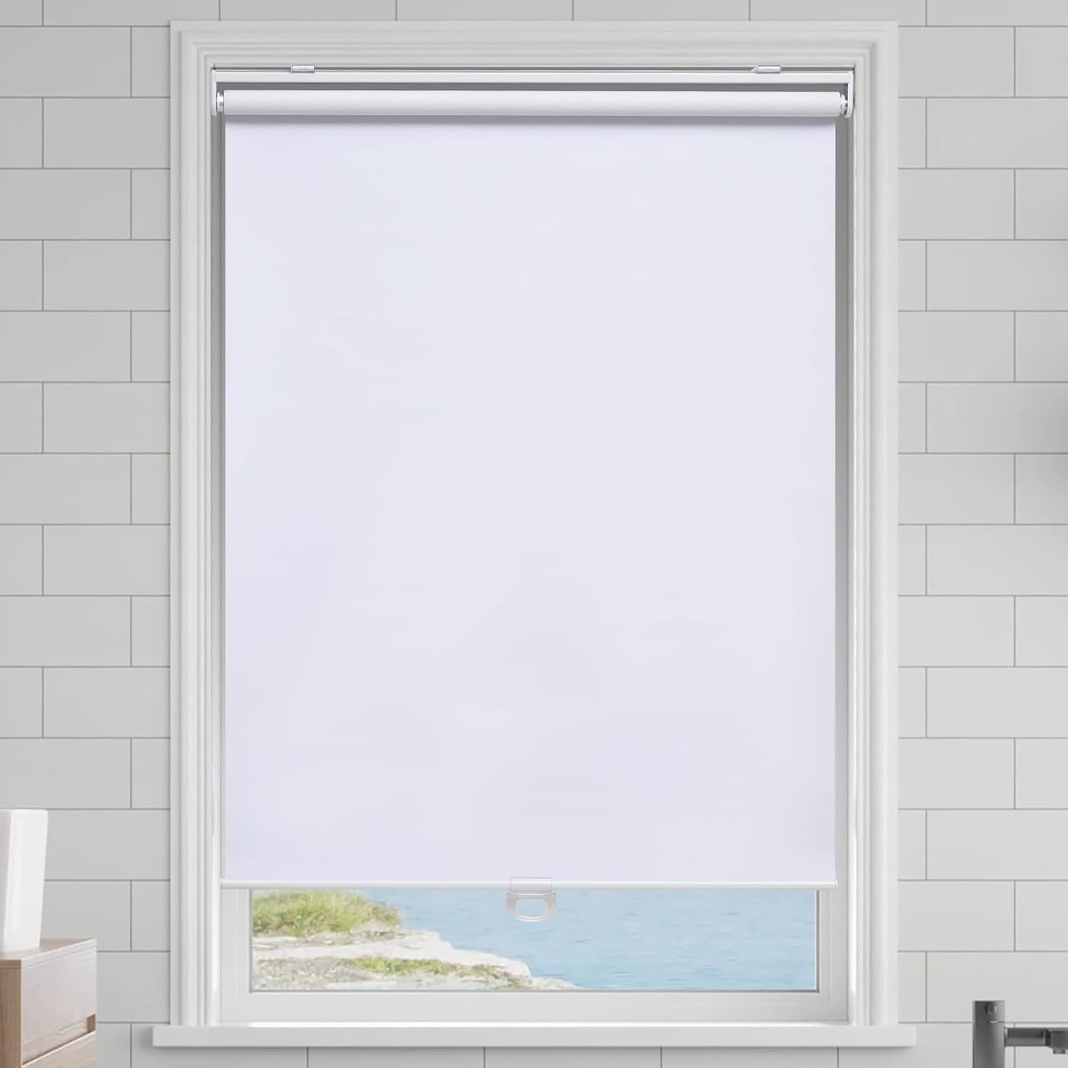 Elegant 23″ W x 72″ H Cordless Window Shades – Block UV & Light Effortlessly