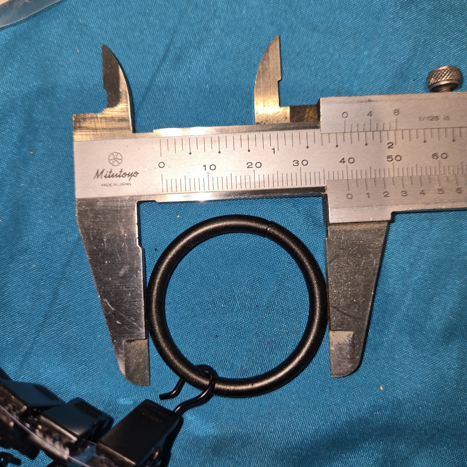 56 Curtain Rings with Clip Curtain Interior Diameter 1.26″ Fits for 1-Inch Rod