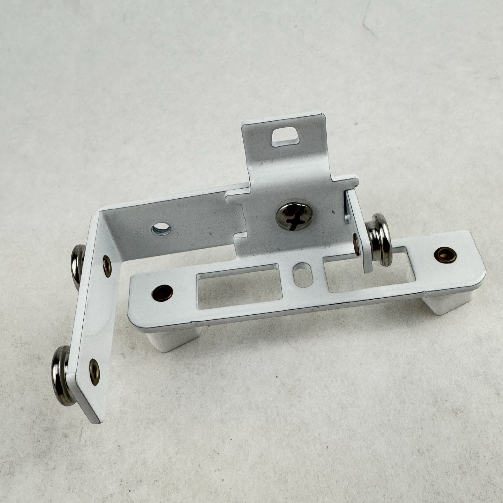 BUTTMASTERG Butt Snap Master Carrier Left Track Roller Assembly