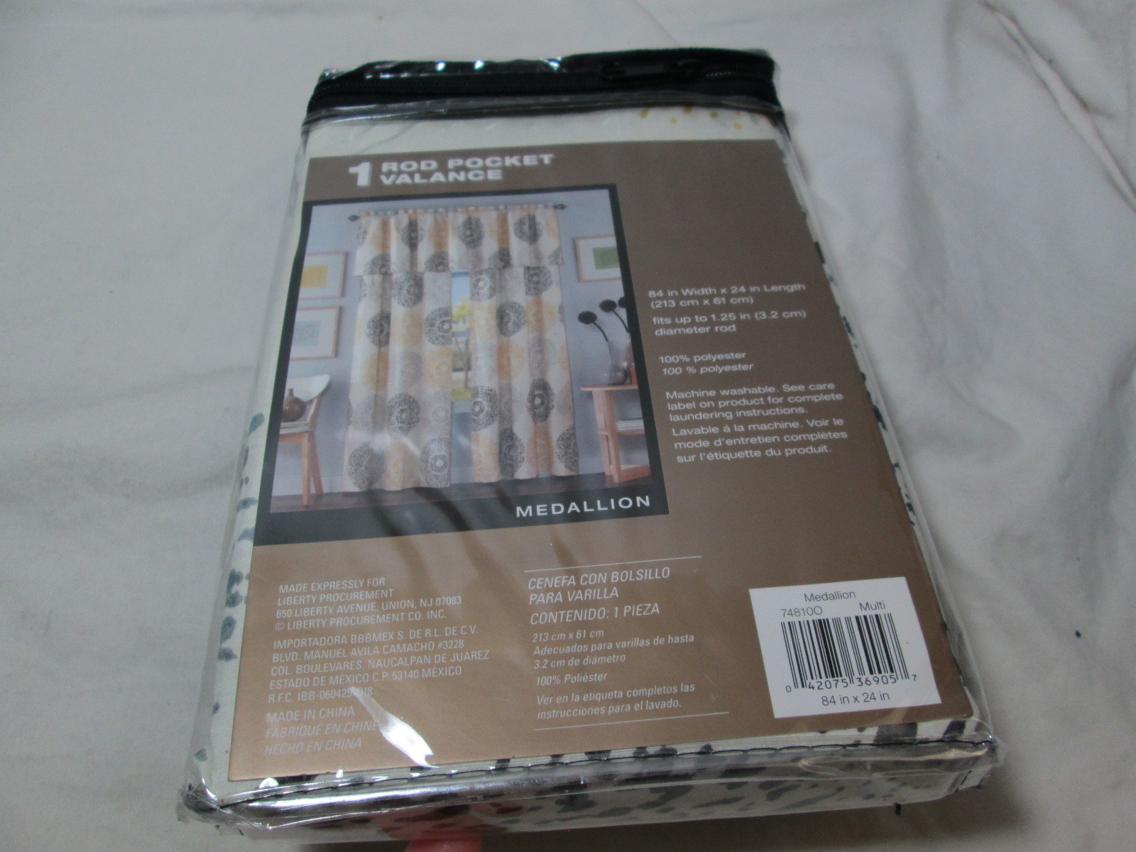 New Liberty Procurement MEDALLION Window Valance 84×24 ~ Black, Yellow, Grey NIP