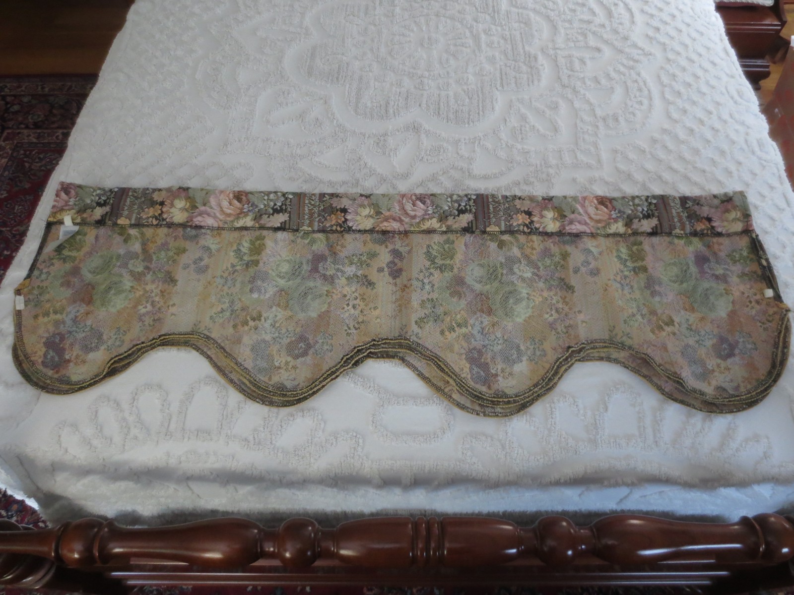 3 J.C. Penney SCALLOPED FLORAL TAPESTRY VALANCES w/Gold Braid – 50″ x 15″ each