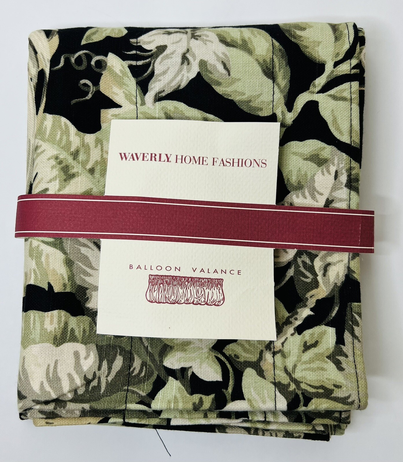 New Waverly Balloon Valance Black Floral Fern 80×16” 100% Cotton Country Cottage