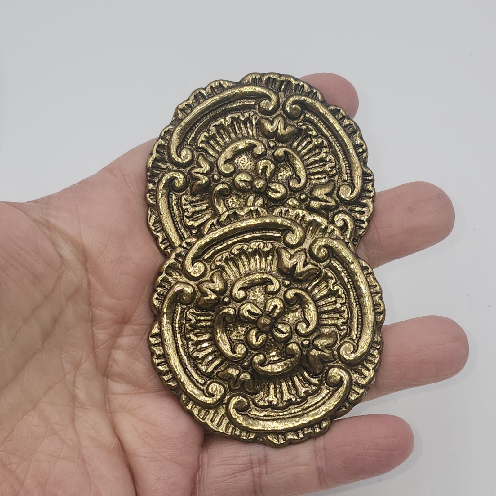 2 gold ornate solid brass vintage curtain tie backs hooks Drapery Hook