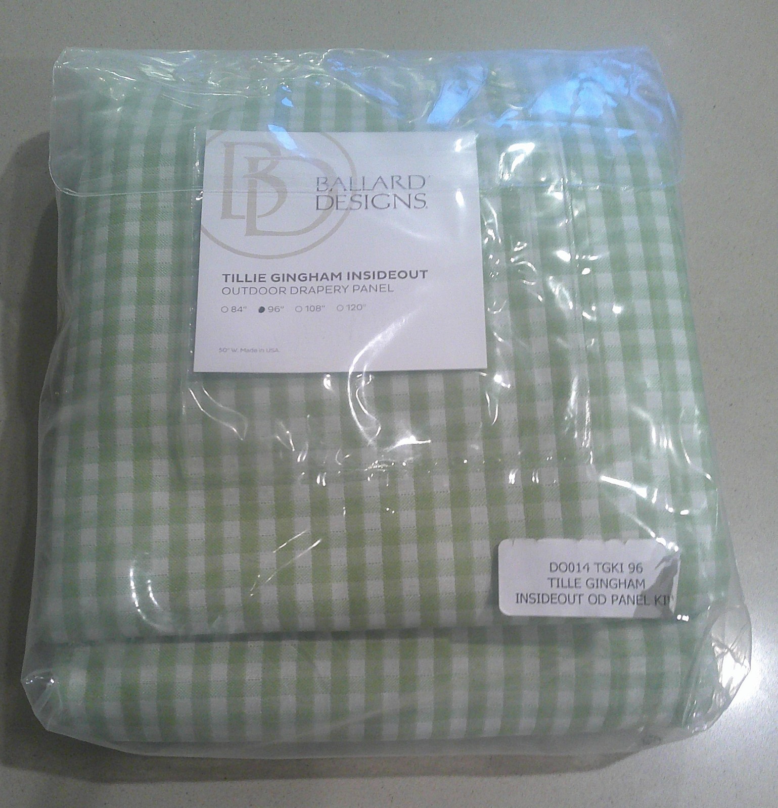 Ballard Designs OUTDOOR DRAPERY PANEL 50″w x 96″L Tillie Gingham Kiwi Green