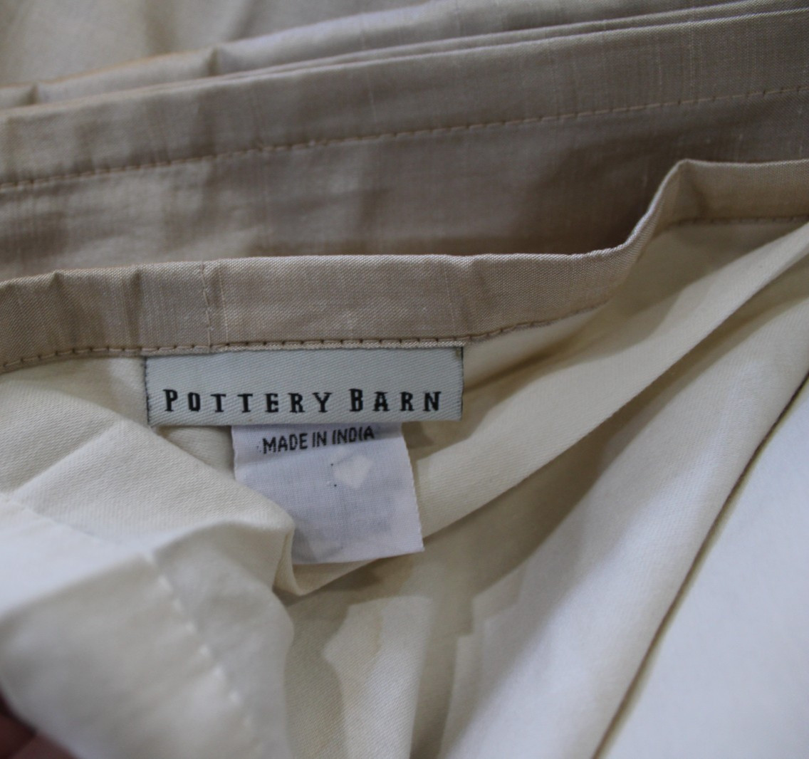 1 POTTERY BARN 100% Silk Curtain Panel 84″ x 104″ in Champagne