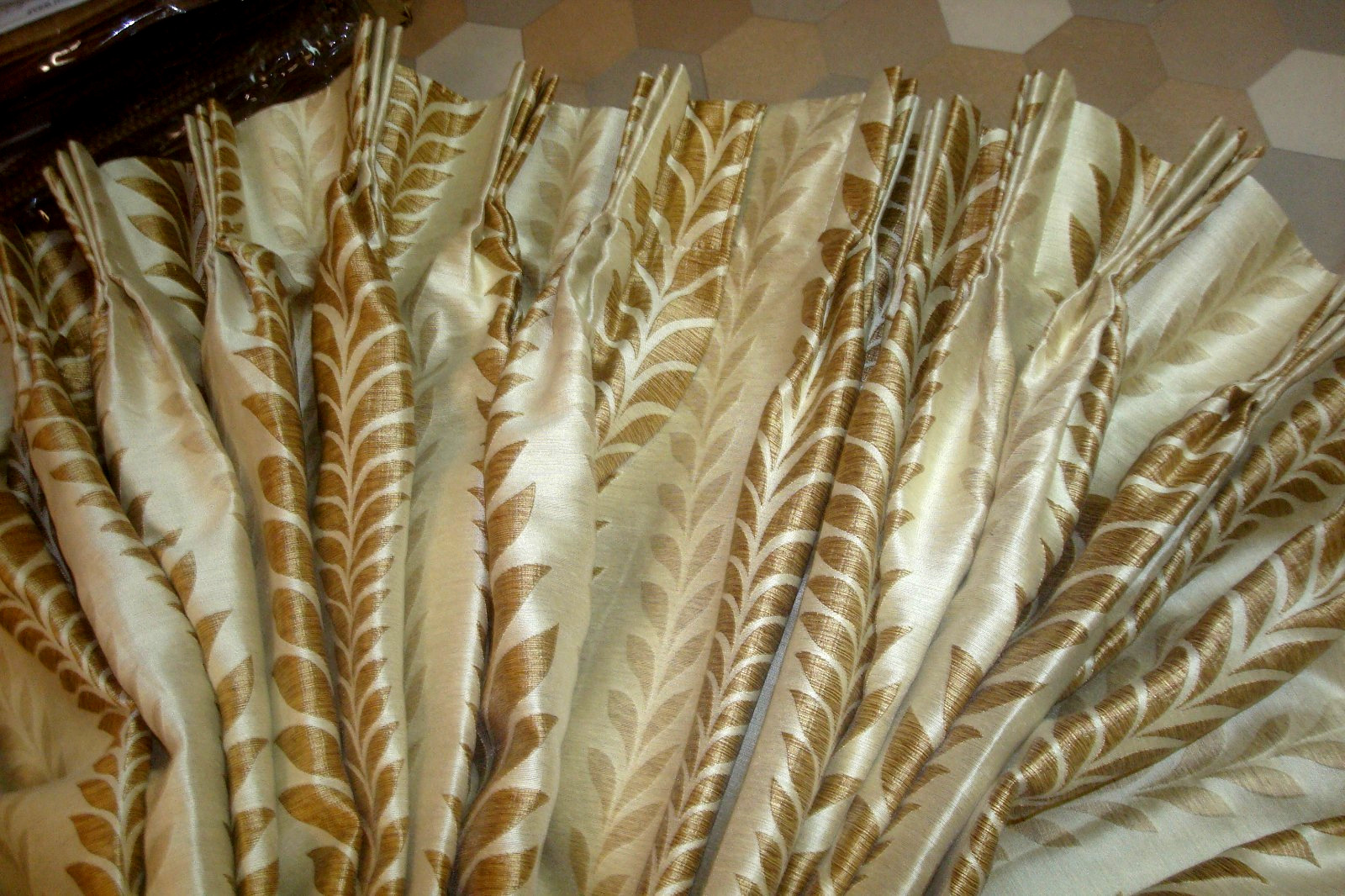 Gorgeous Custom DRAPES Gold Leaf Trellis Jacquard Pinch pleat 2 panels 85″ lg