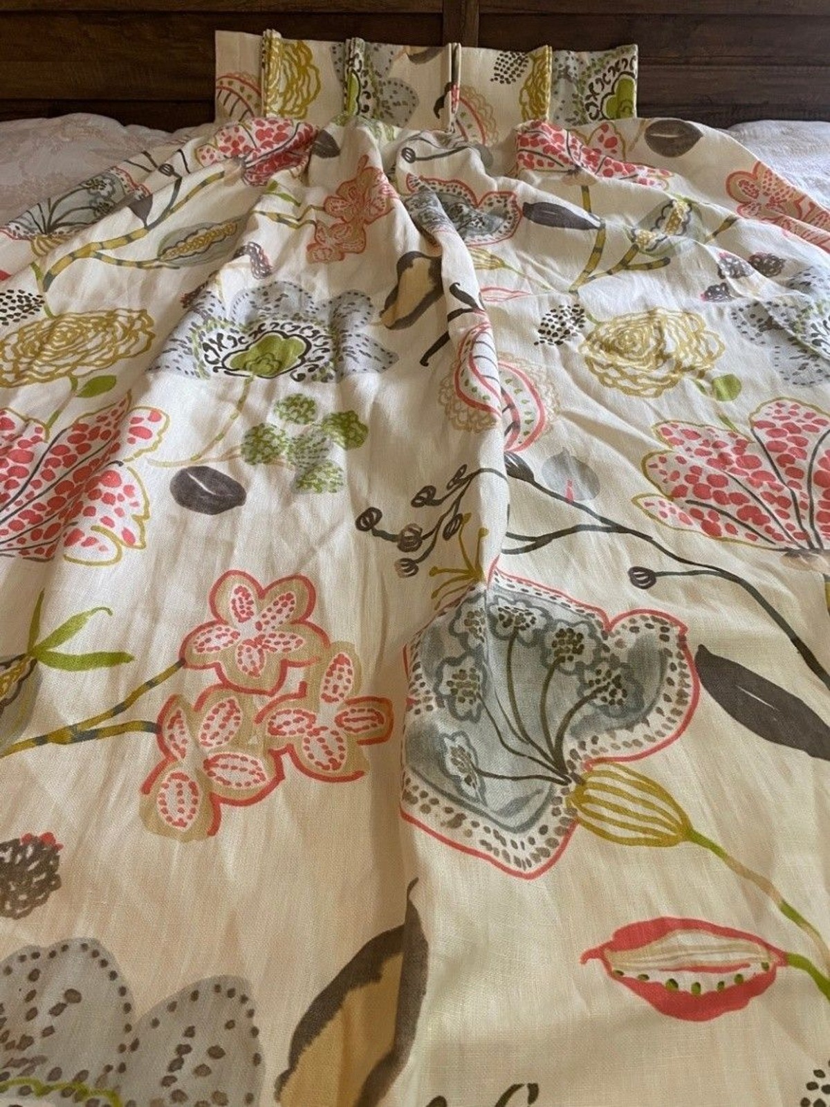Jacobean Floral Pinch Pleated Cream Lined Drapery Floral Panels Set of 4 EUC