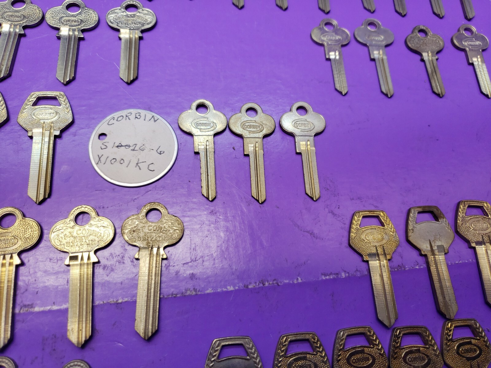 123 ASSORTED LOCKSMITH ORIGINAL CORBIN RUSSWIN KEY BLANKS 1001EB , 1000K SEE PIC