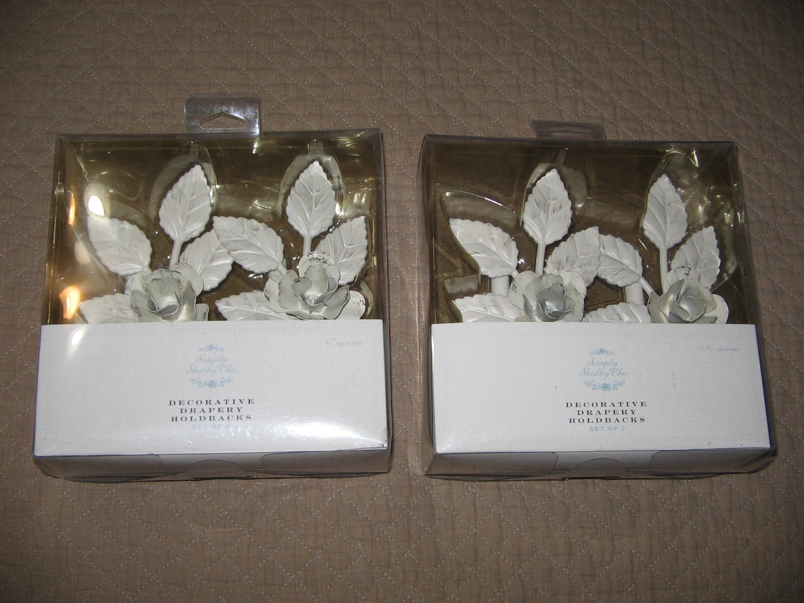 Simply Shabby Chic Decorative Drapery Holdback 2 sets of 2 Curtain Tieback Metal