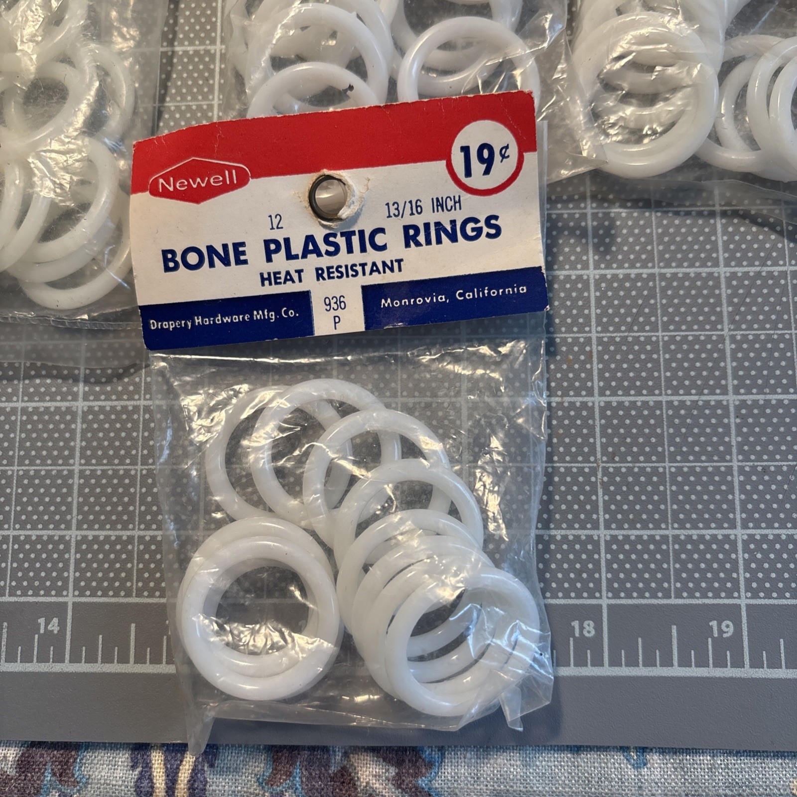 Vtg White Bone Plastic Rings Newell 68 PCs 13/16”