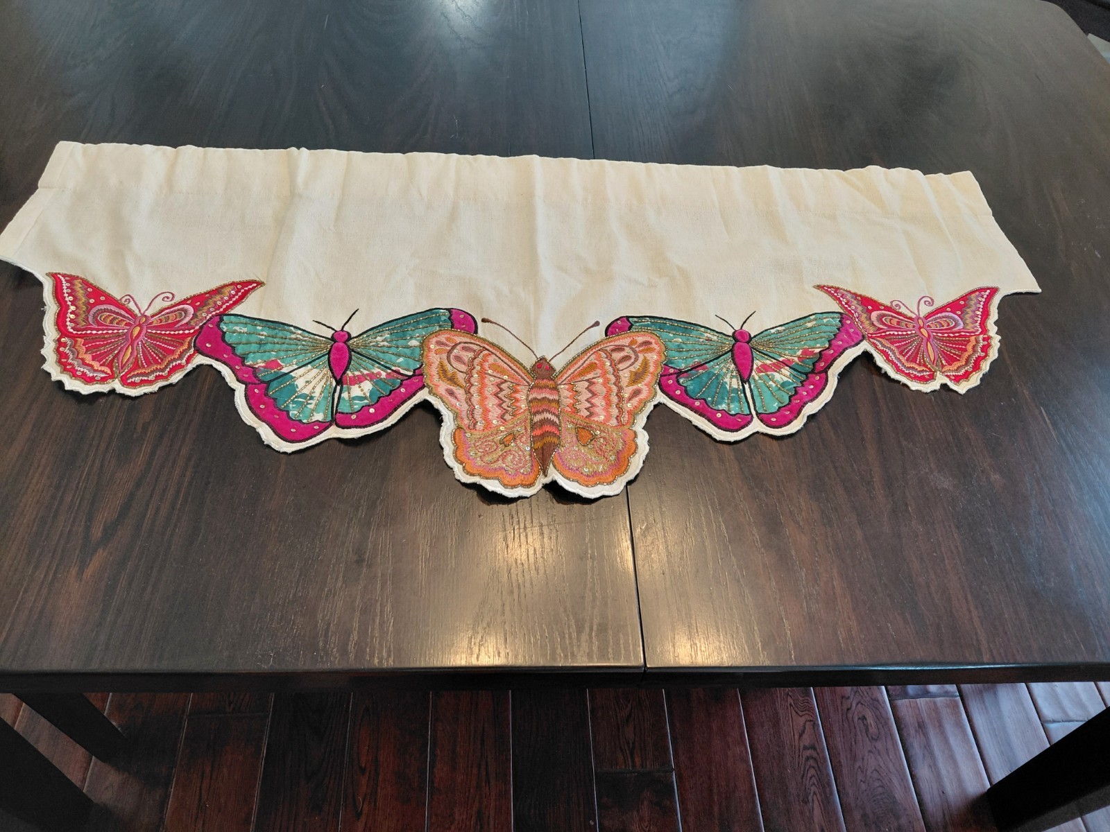 Pier 1 Imports Vintage Sequin Butterflies Valance Ivory 41 1/2″ X 18″