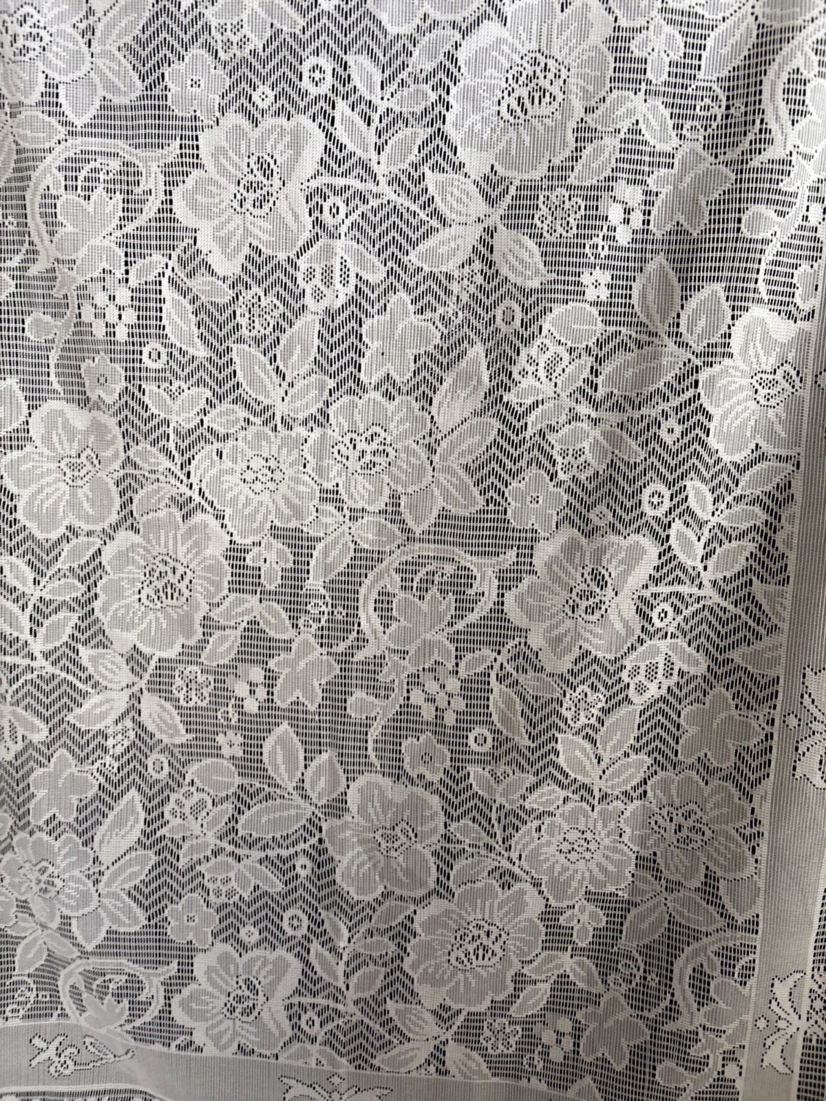 White Floral Lace Curtain Panel 30″ W x 36″ L Polyester Fabric Sheer Decorative