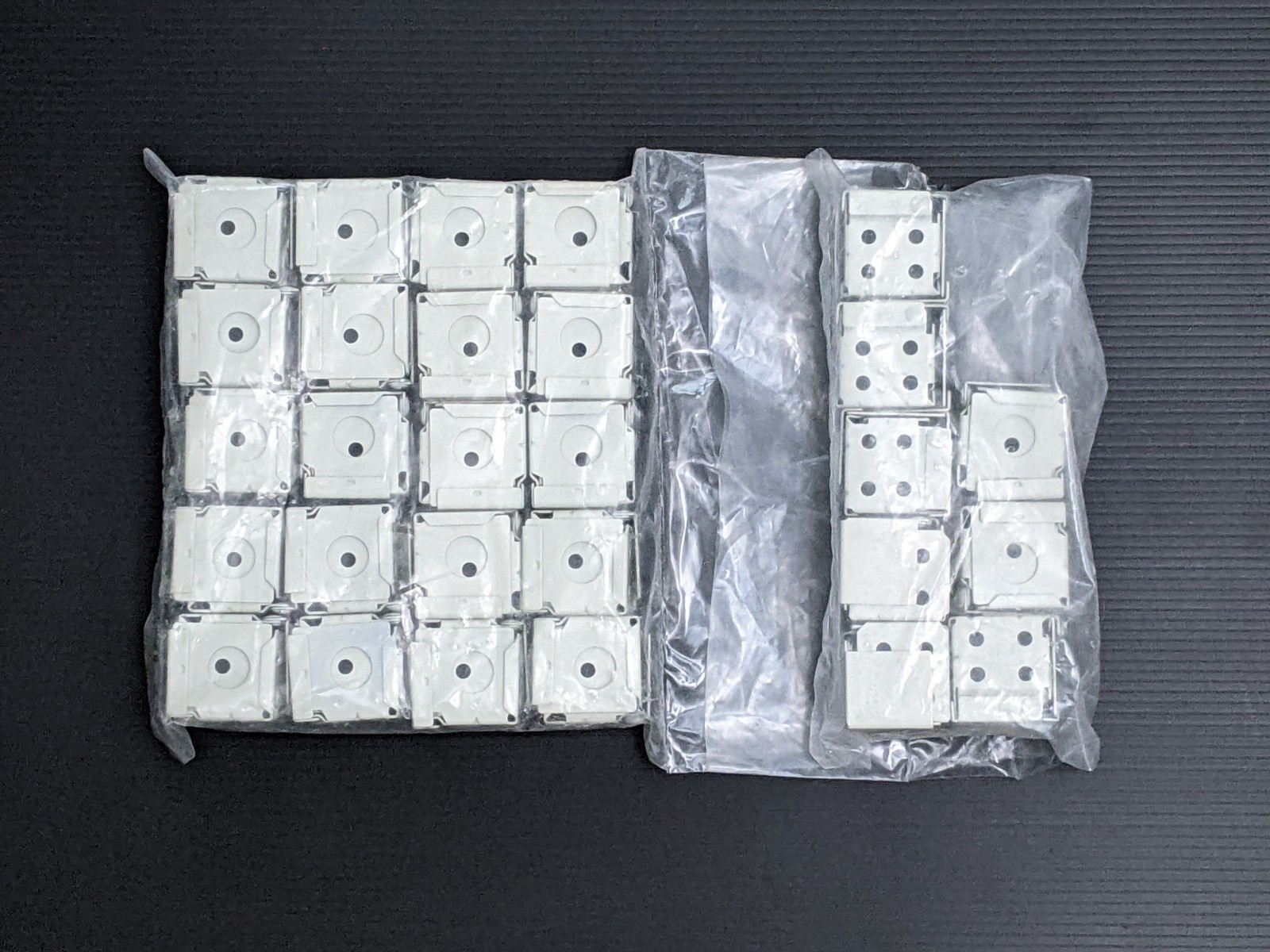 White Metal Bracket Mounts 1.5” for Mini Blinds: Lot of 28 Pairs (Left & Right)