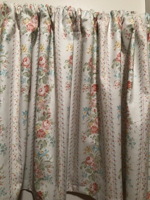 Handmade Beige Shabby Chic Valance, 41 X 15 INCHES