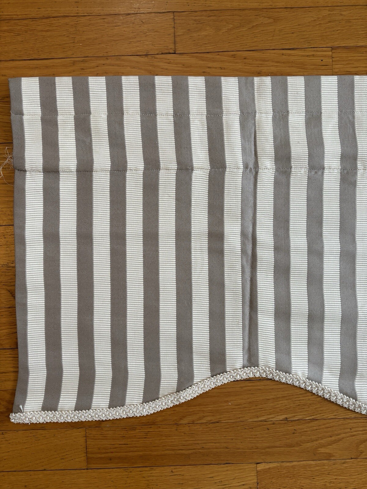 Window Valance 52×15 Inch Beige-cream