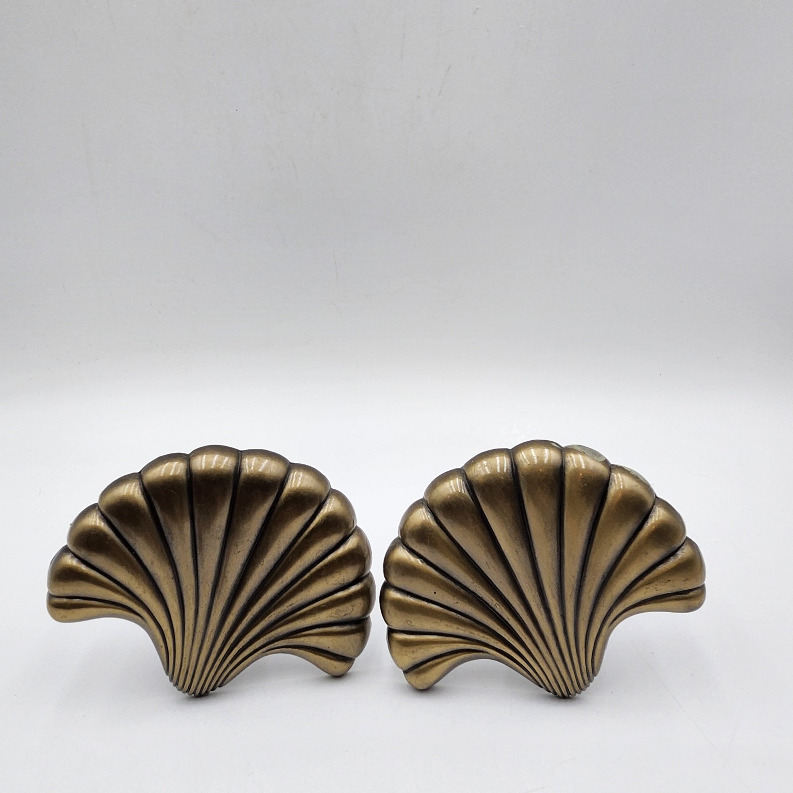 Vintage Antique Brass Scallop Shell Curtain Tie-Backs Hollywood Regency