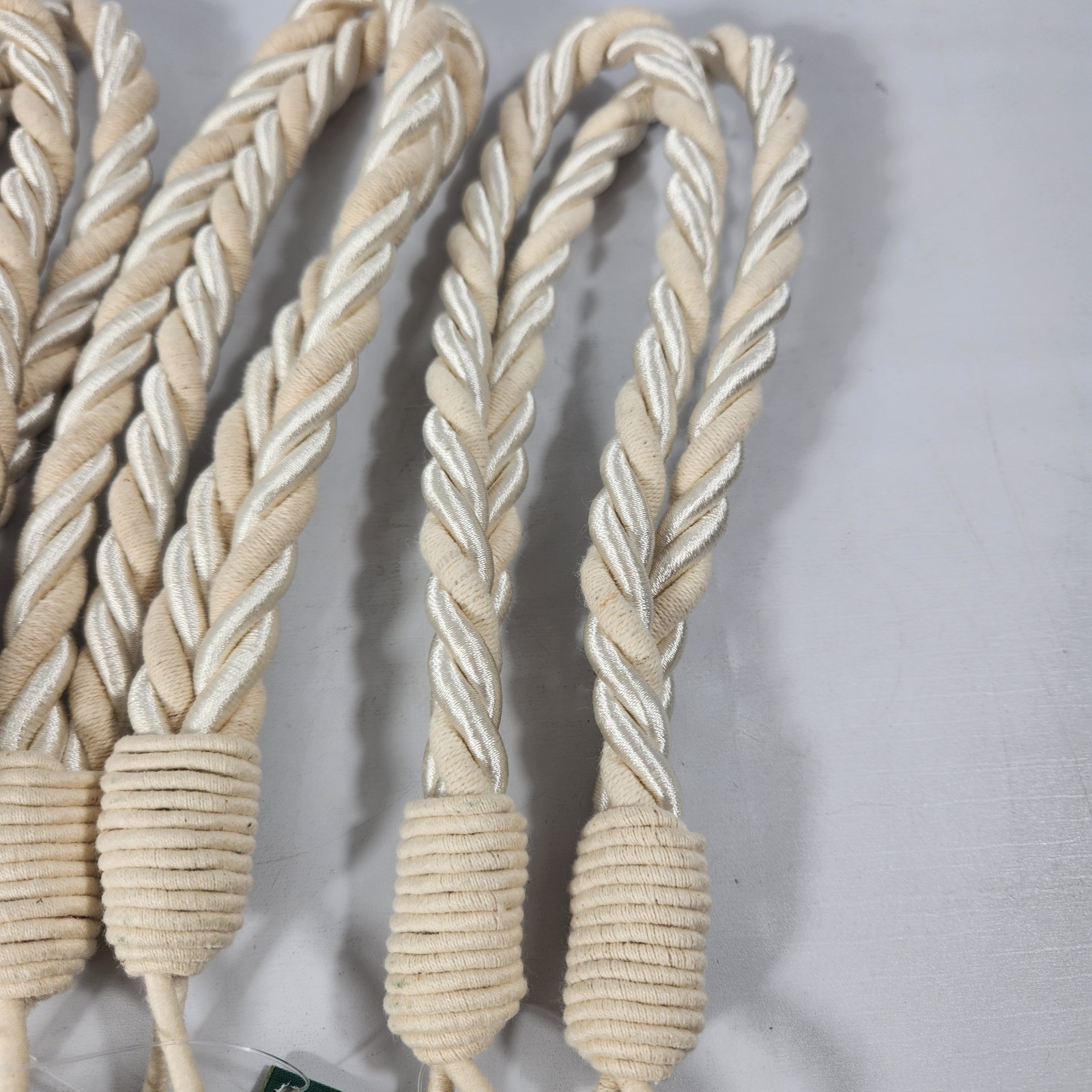 4PCS Martha Stewart Curtain Tiebacks Decorative Drapes Holdbacks Rope White