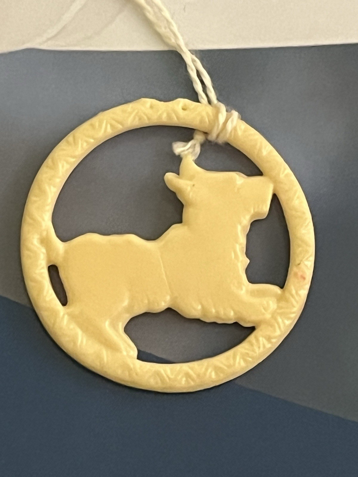 Vintage 3 PLASTIC Window Shade Pull Scottie Dogs