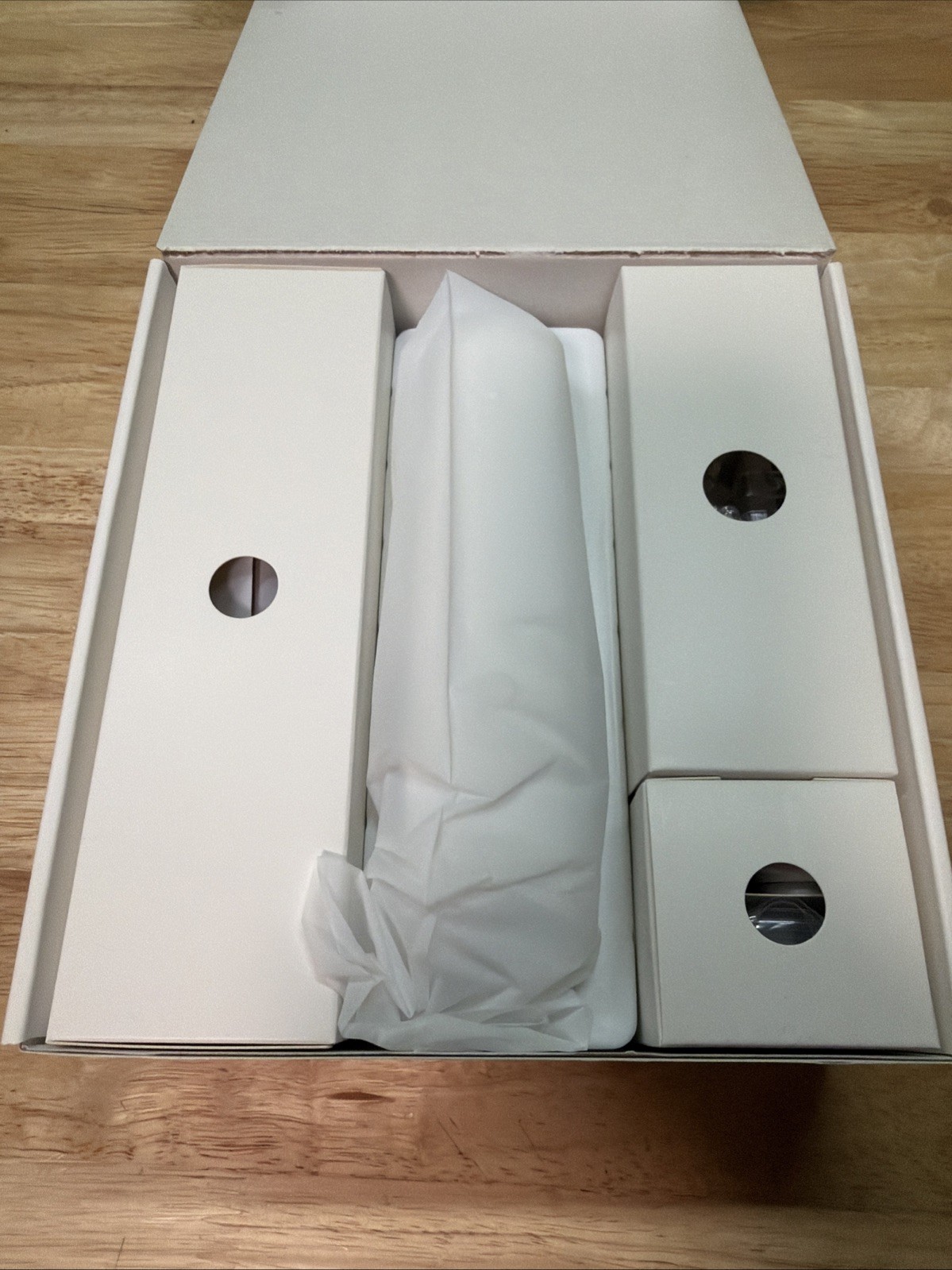 SwitchBot ‎Curtain Rod 3 Smart Opener Electric Motor Wireless Open Box