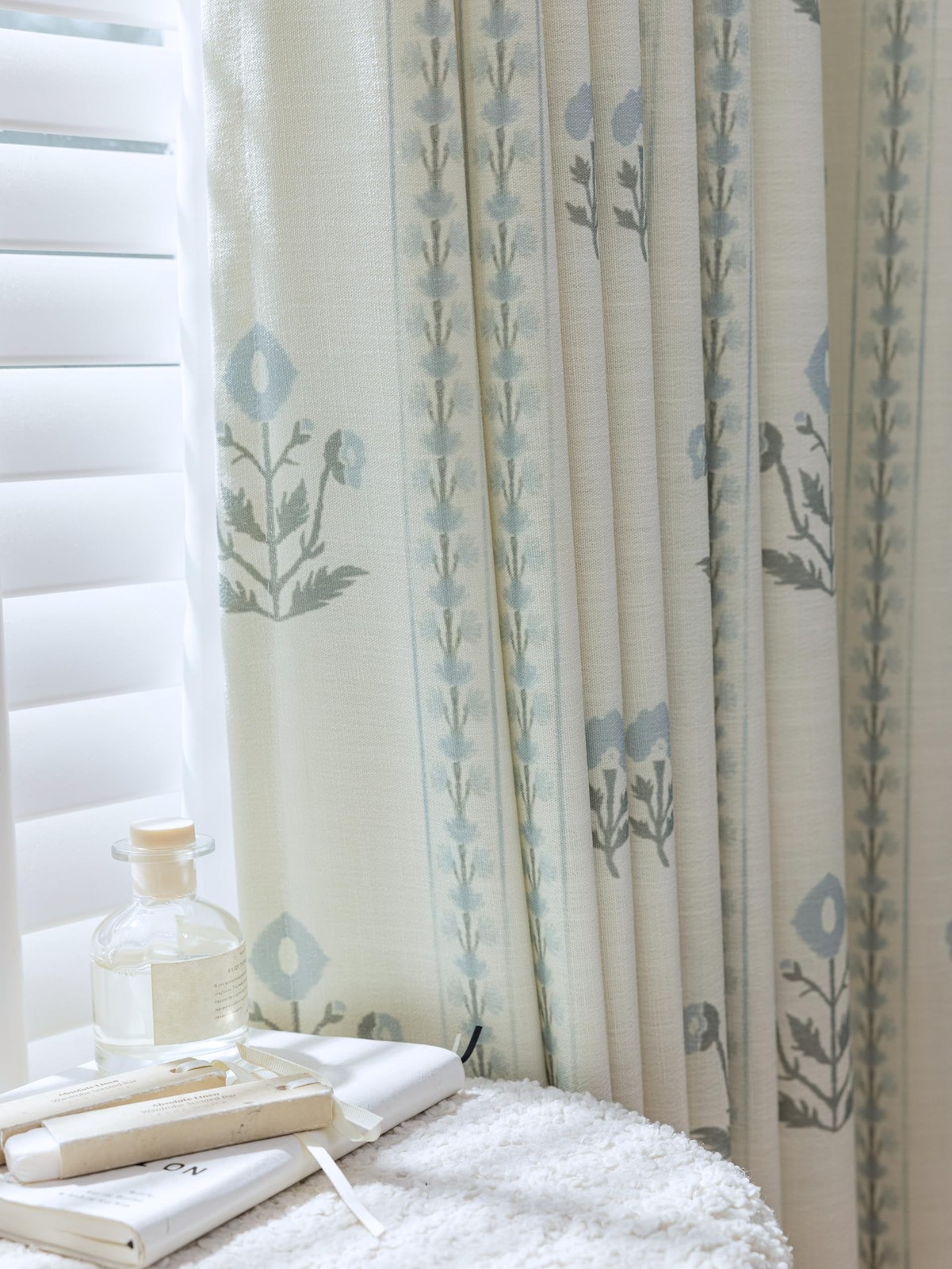 DrapePalette – Linen Blend Pinch Pleated Curtains 96 Inches Long for Living