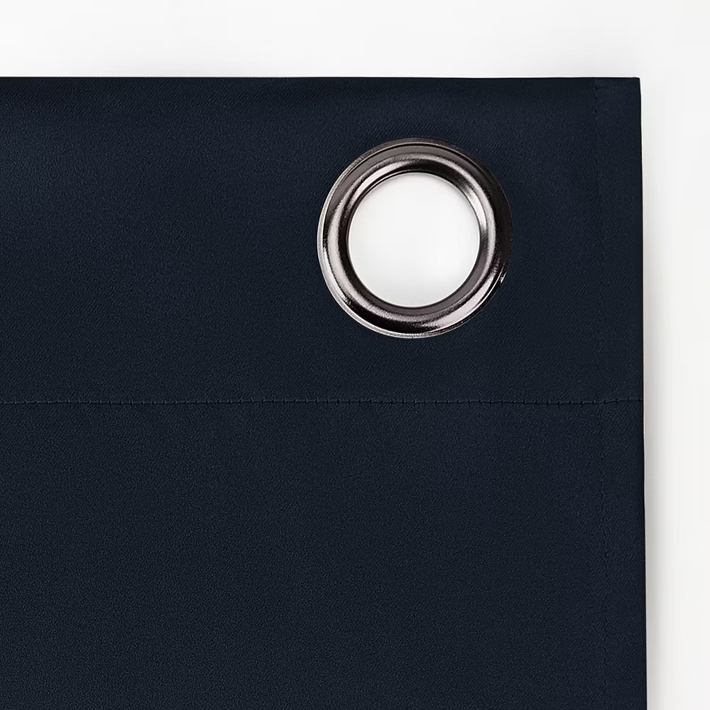 Sun Zero 2pc 40″x72″ Sheridan 100% Blackout Magnetic Closure Grommet