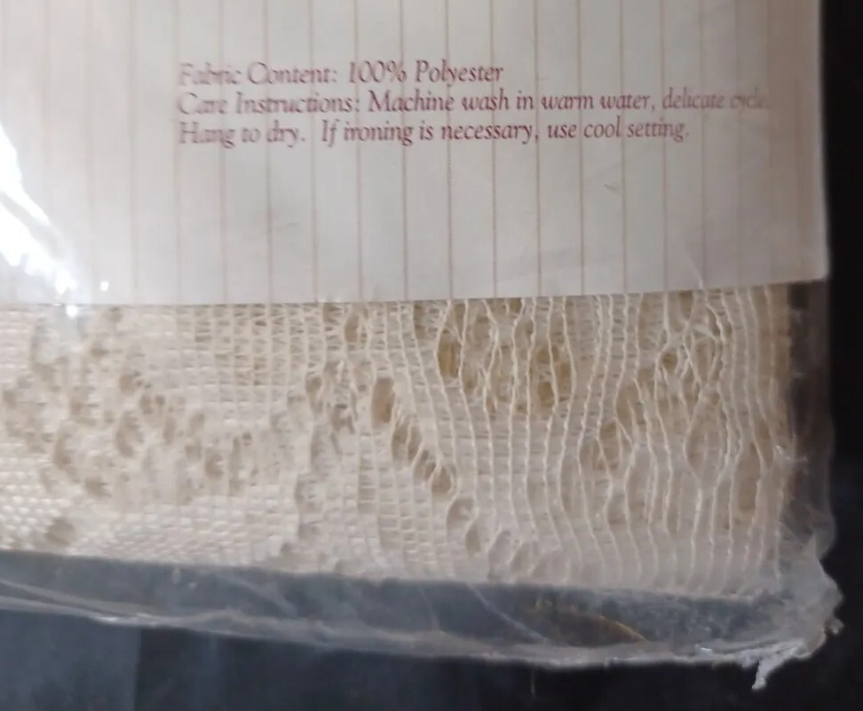VINTAGE NOS WINDOW SCARF LACE EGGSHELL CREAM MARCIA GRAND MANOR 40″ W X 144 ” L