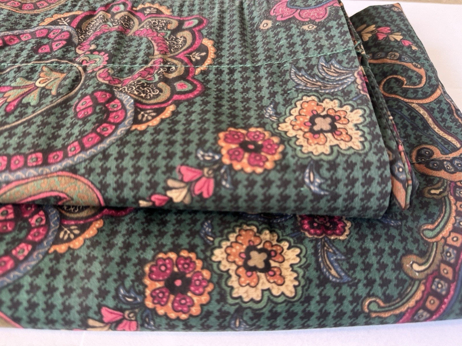 2 Croscill Blouson Equestrian Valances Herringbone/Paisley Spruce Green 18×88”