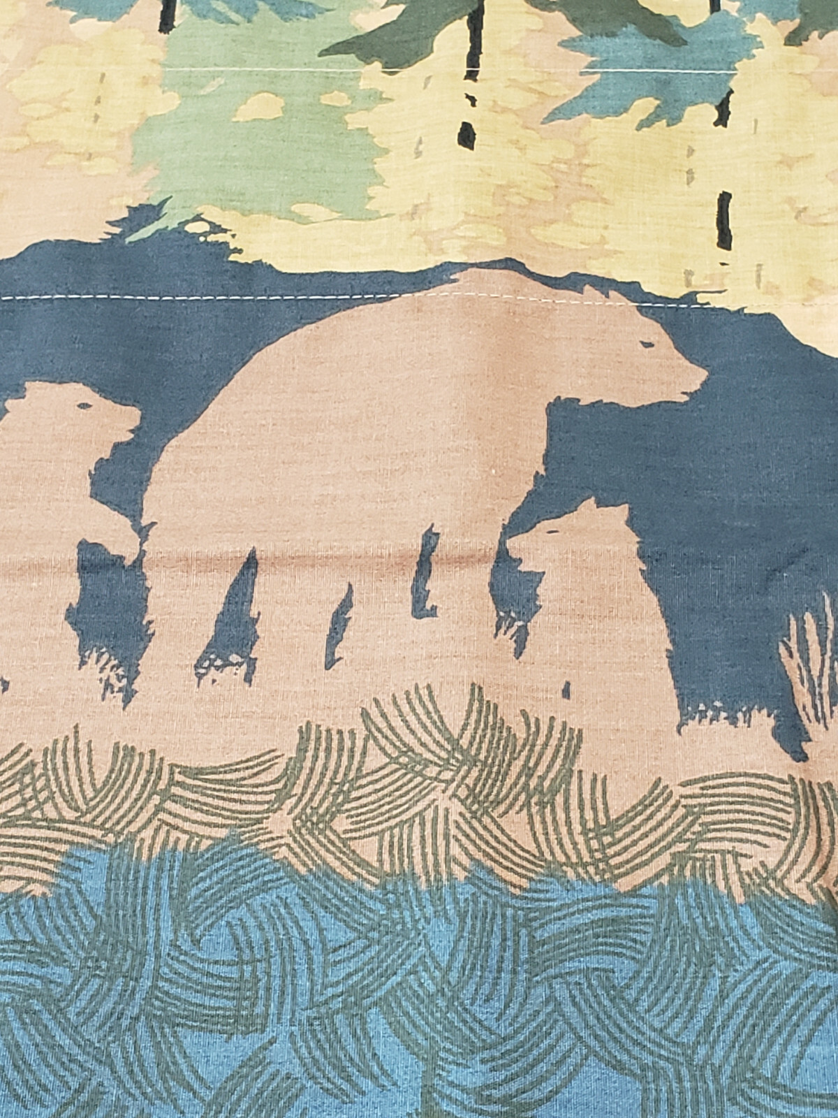 Hollander Valance Mountain Elk Buffalo MCM Bear Ram Made In USA 87 X 17.5 in