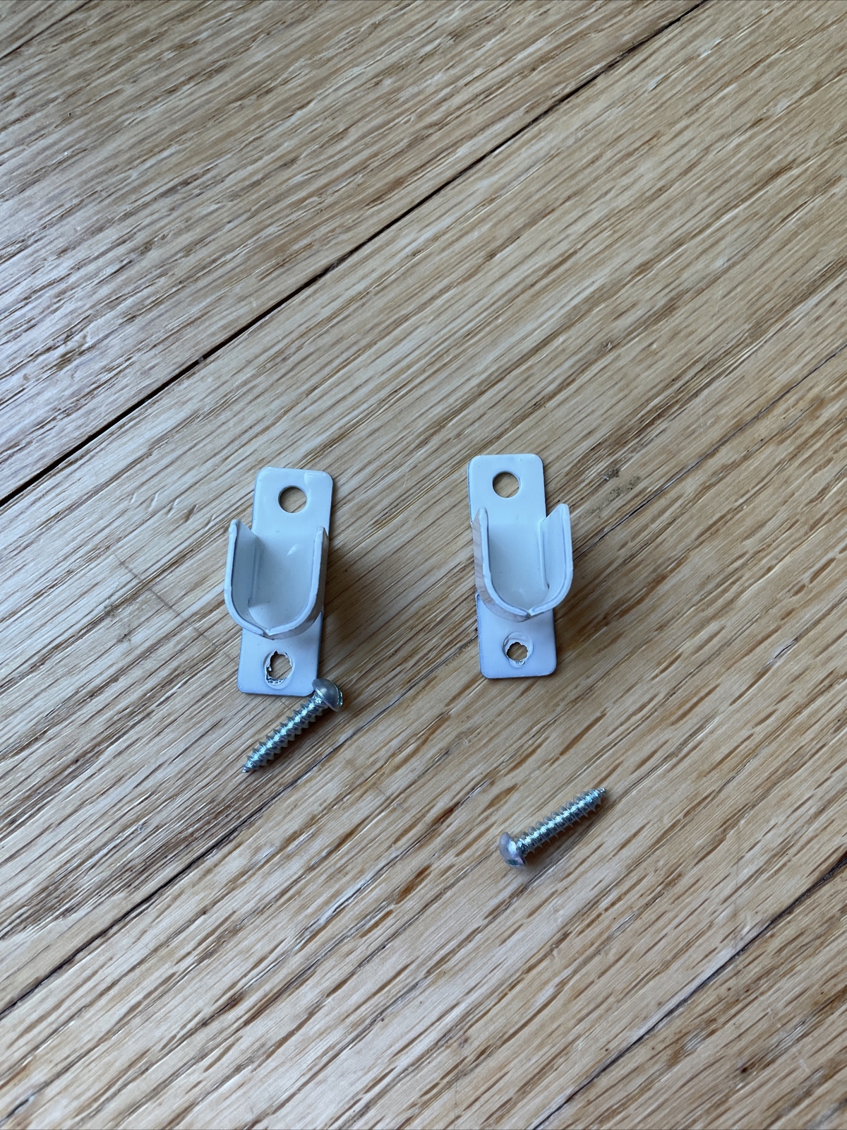 Kirsch 9168 Oval Rod Inside Bracket For 9001 Rodding