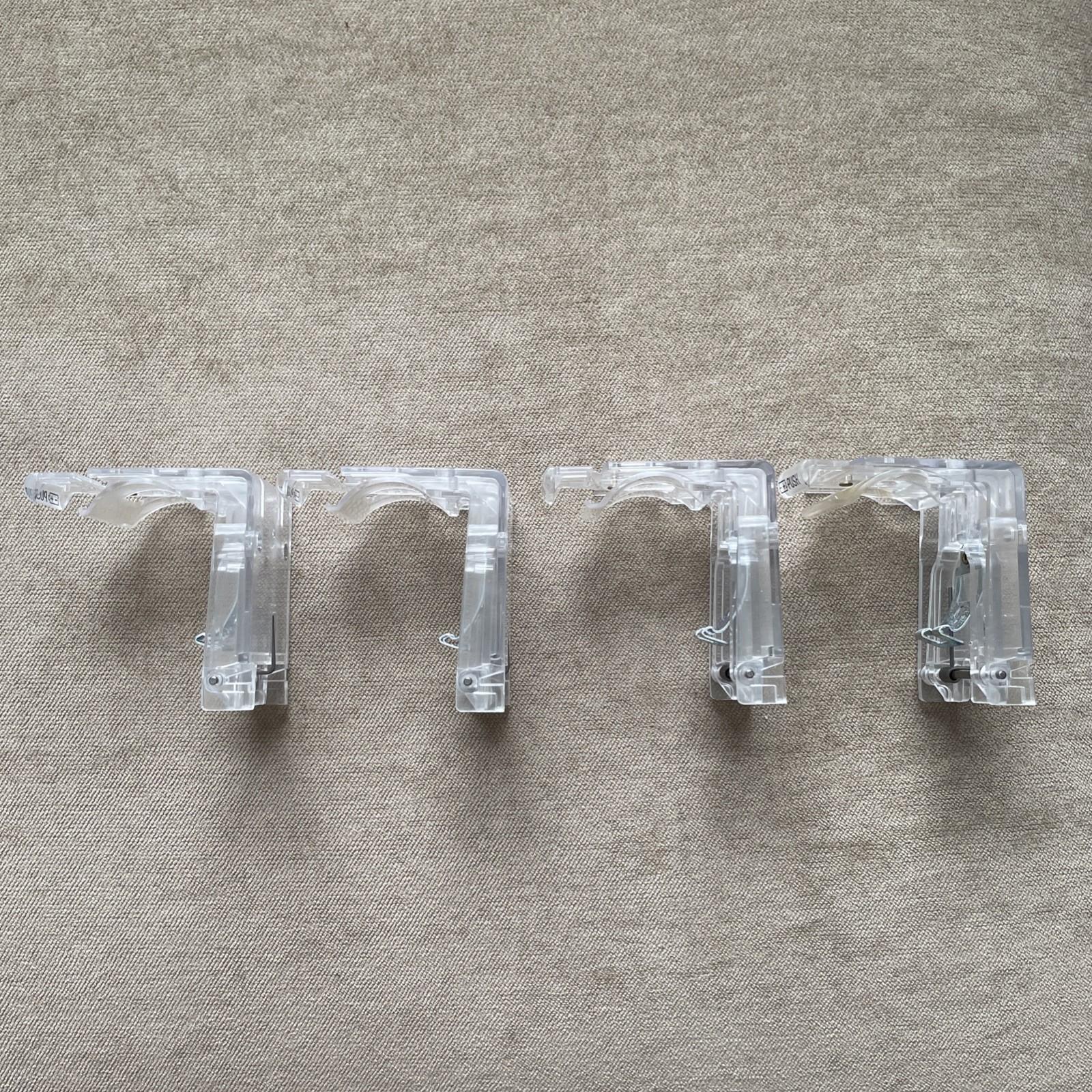 LUTRON – Cellular Shade Brackets Sivoia QS – 4 brackets.