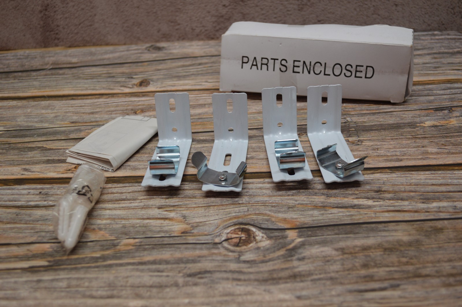 Mini Blind Mounting Brackets Kit Ceiling or Wall Mount – Set of 4
