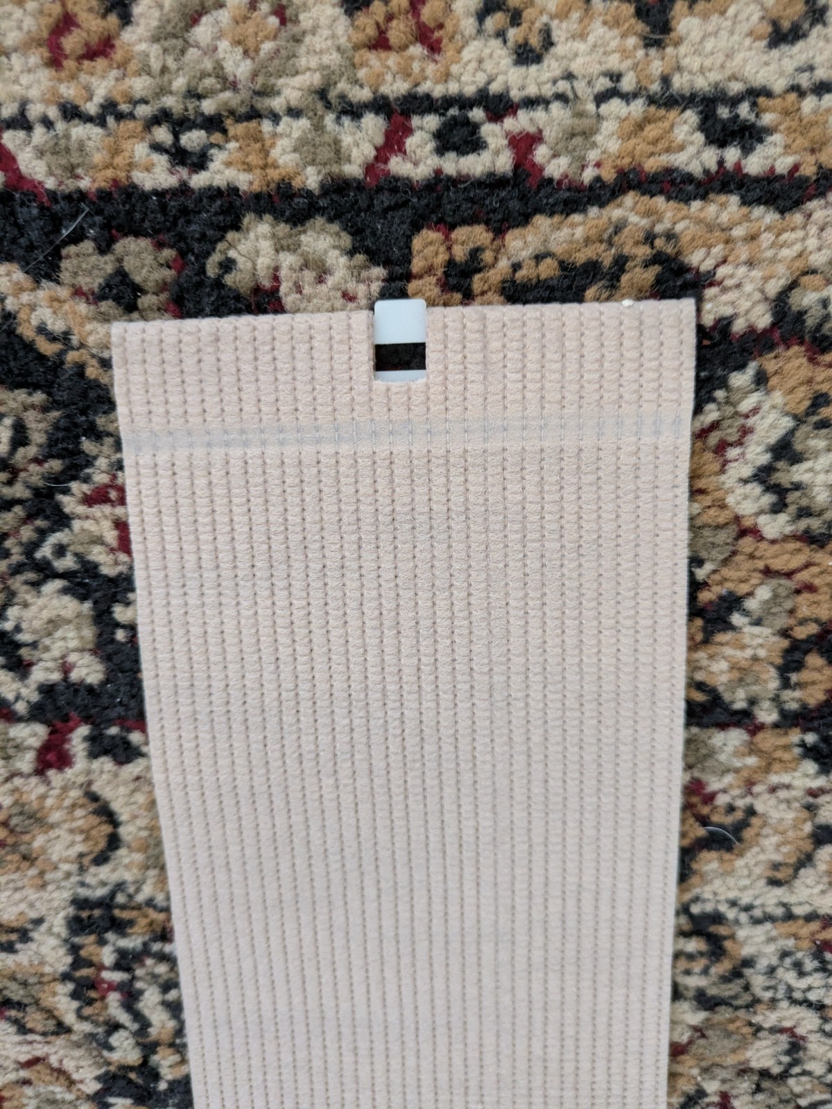 22 Fabric Vertical Blind Slats & Weights 46″Lx3.5″W Beige Light Filtering Slats