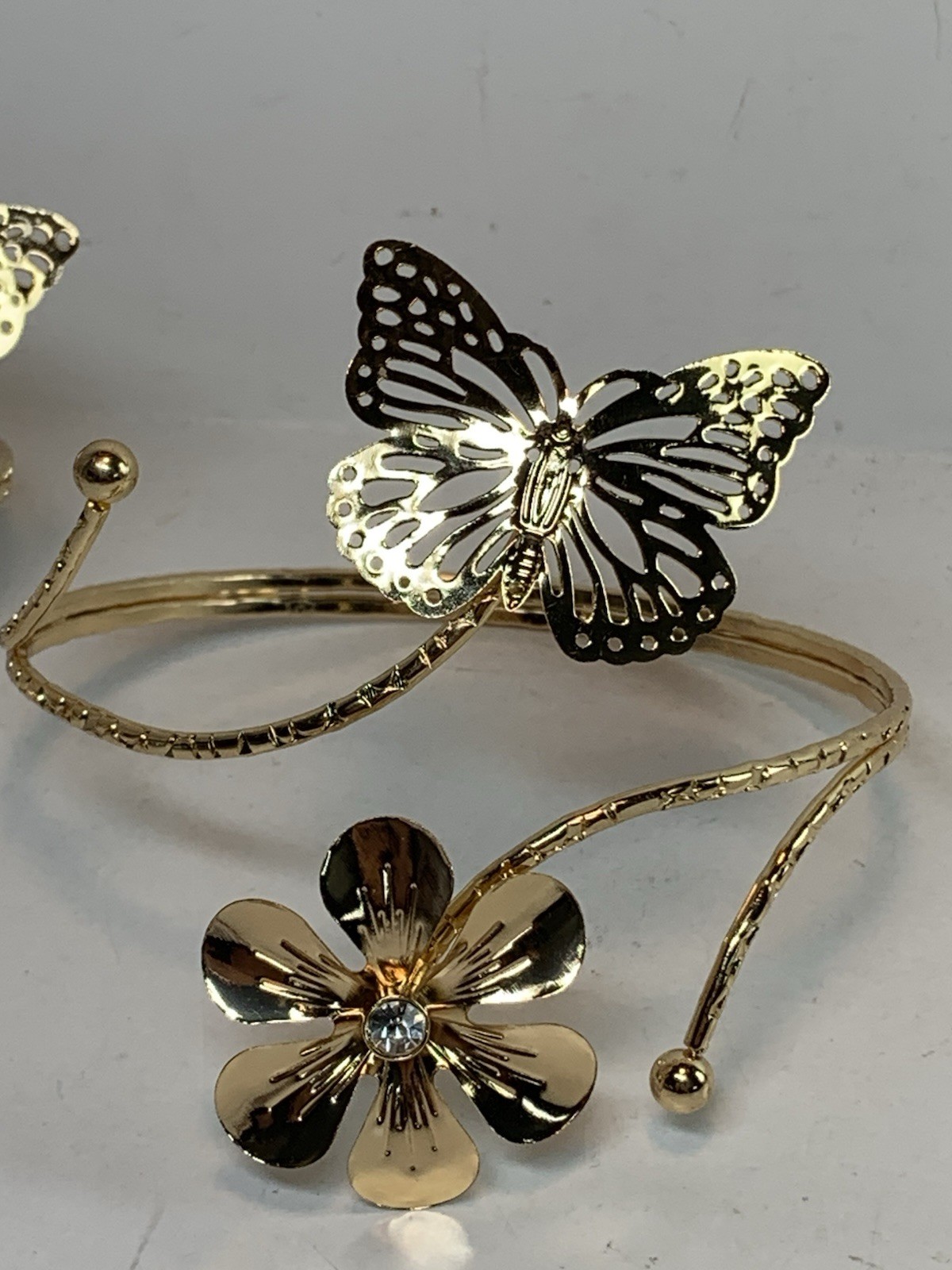 2pcs Metal Butterfly Curtain Tieback Gold Tone Home Decor Floral Decorative